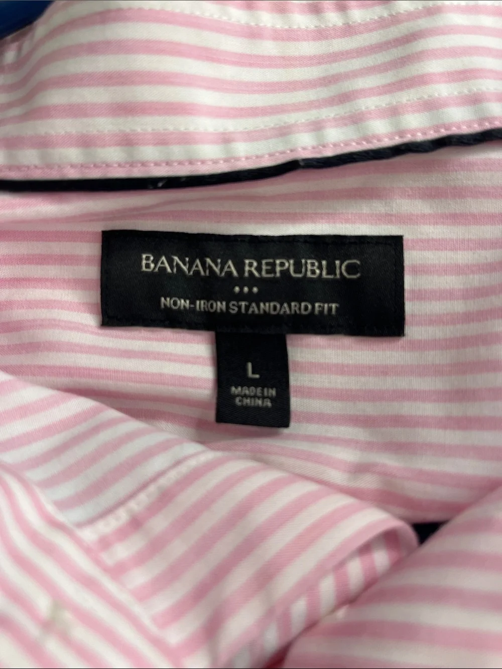 Banana Repubic, Pink Stripe Men's Dress Shirt, Non-Iron standard fit, size large